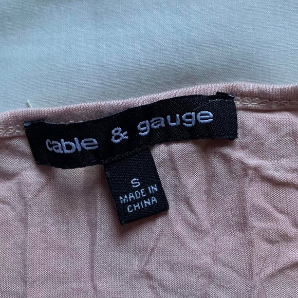 Cable & Gauge women's blush pink tank top with embroidered detail, size small - Picture 2 of 4